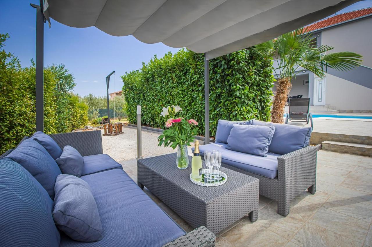 Vila Rozarija Trogir Bagian luar foto