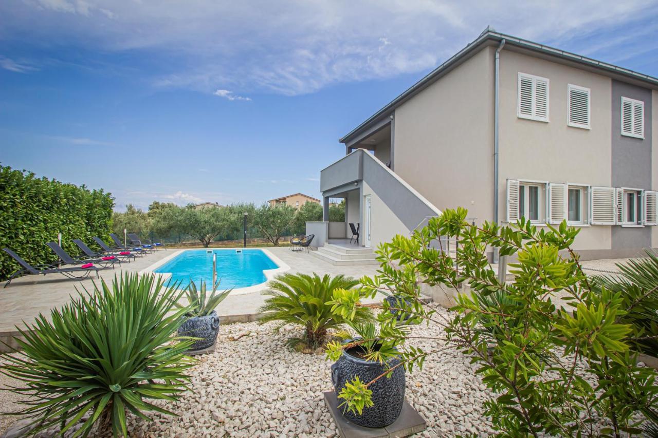 Vila Rozarija Trogir Bagian luar foto